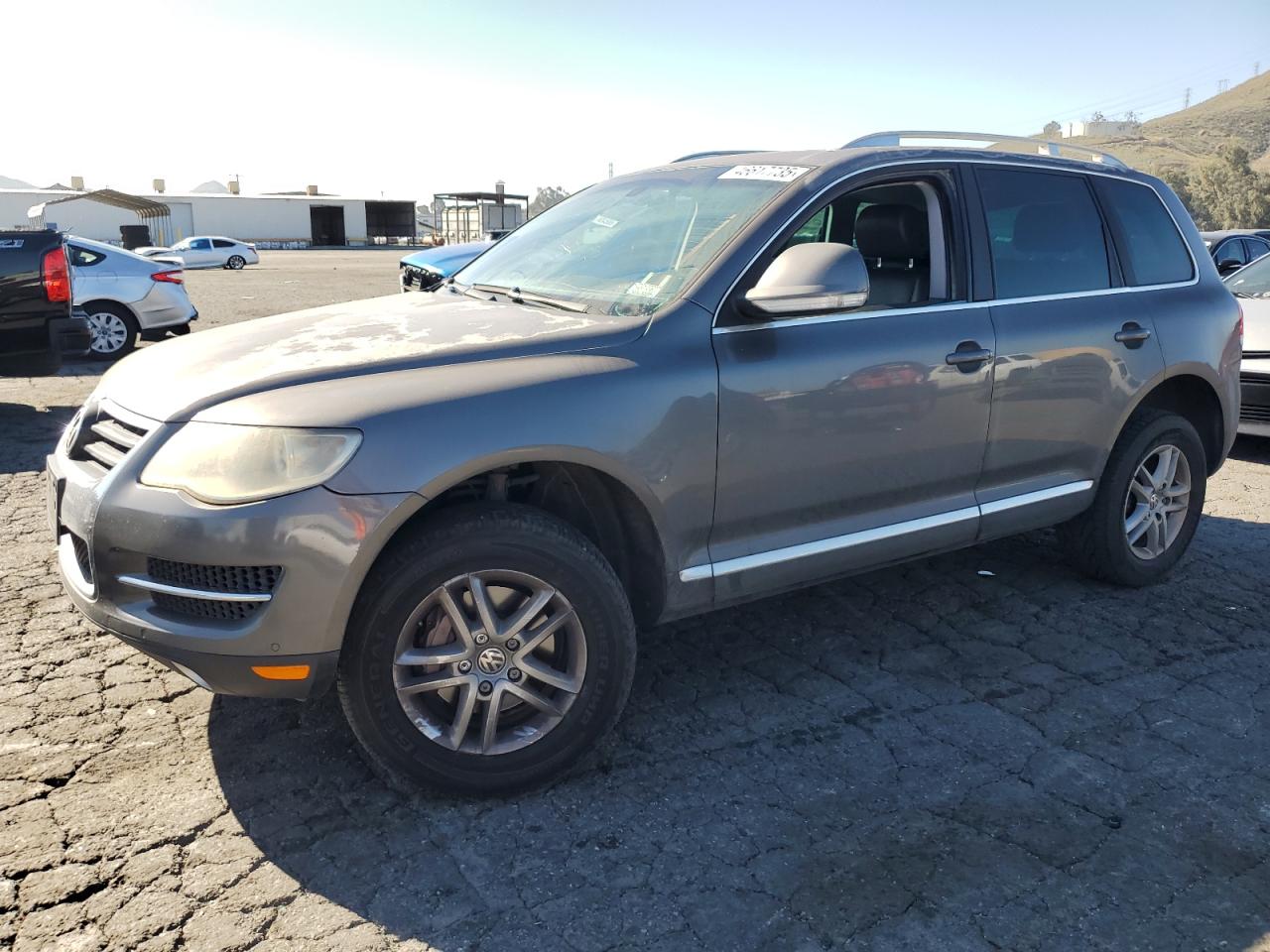 2009 Volkswagen Touareg VIN WVGBE77L29D021713 - Copart auction photo