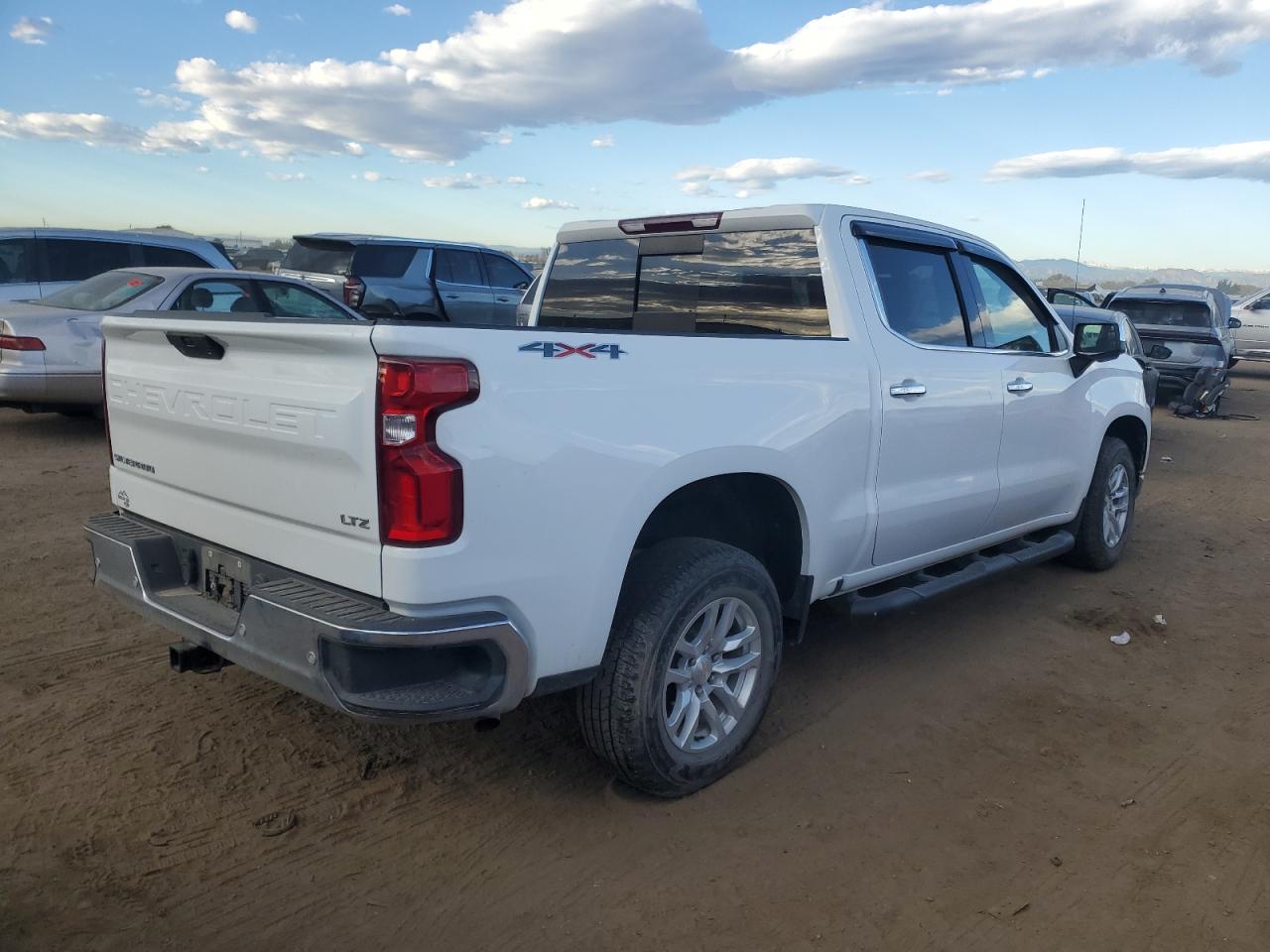2021 Chevrolet Silverado VIN 1GCUYGED9MZ202271 Copart auction photo, front end damage thumbnail 3