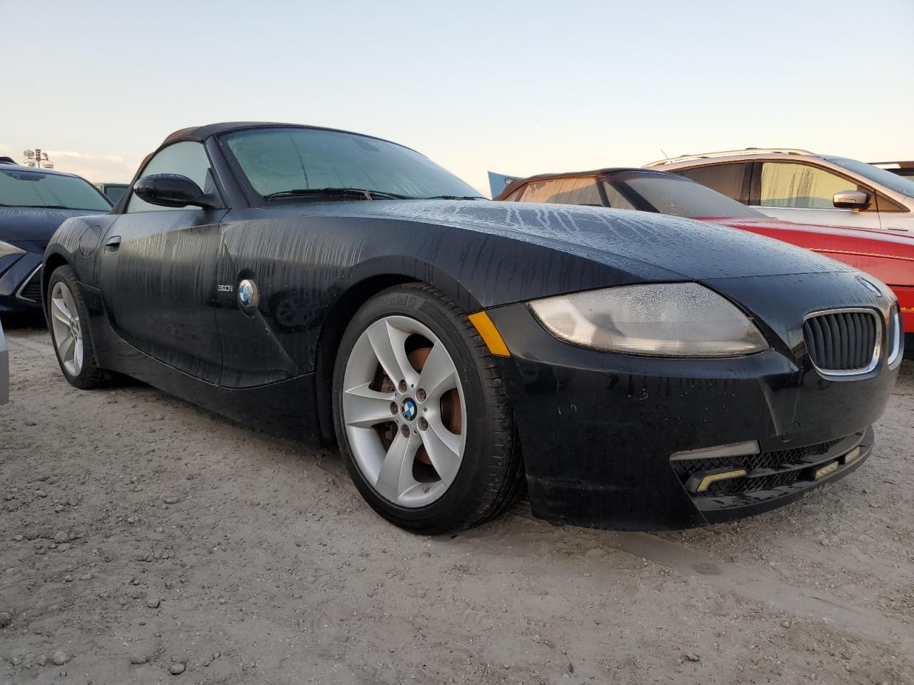 2007 BMW Z4 VIN 4USBU33557LW59913 Copart auction photo, water/flood damage thumbnail 4