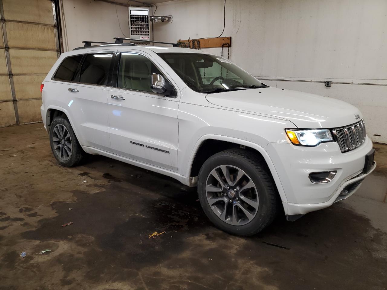 2018 Jeep Grand Cherokee VIN 1C4RJFCG8JC405989 Copart auction photo, front end damage thumbnail 4