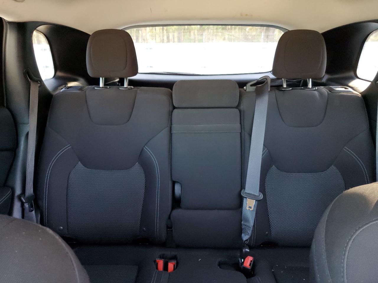 2019 Jeep Grand Cherokee VIN 1C4PJLCB3KD278509 Copart auction photo, front end damage thumbnail 10