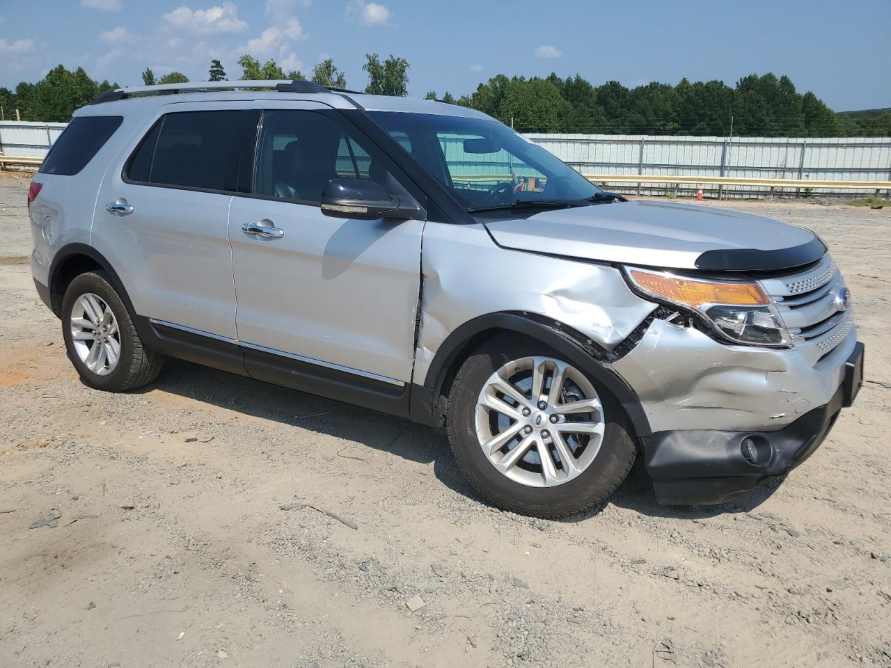 2014 Ford Explorer VIN 1FM5K8D89EGA46774 Copart auction photo, front end / undercarriage damage thumbnail 4