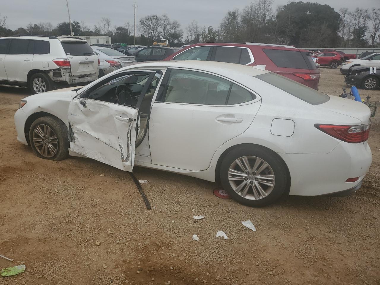 2015 Lexus ES VIN JTHBK1GG8F2167309 Copart auction photo, side / minor dent/scratches damage thumbnail 2