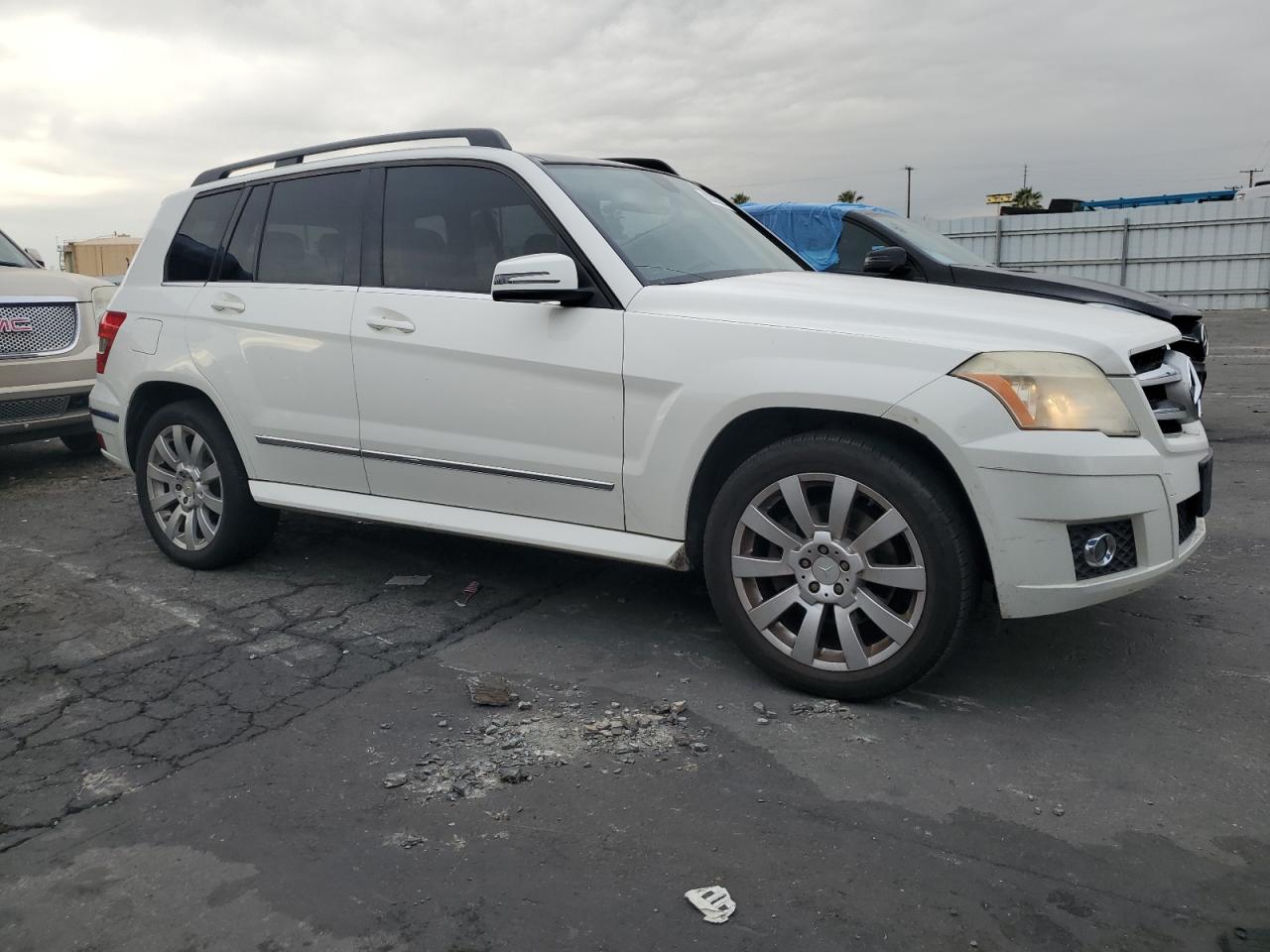2010 Mercedes-Benz GLK-klasse VIN WDCGG5GB1AF439215 Copart auction photo, mechanical damage thumbnail 4