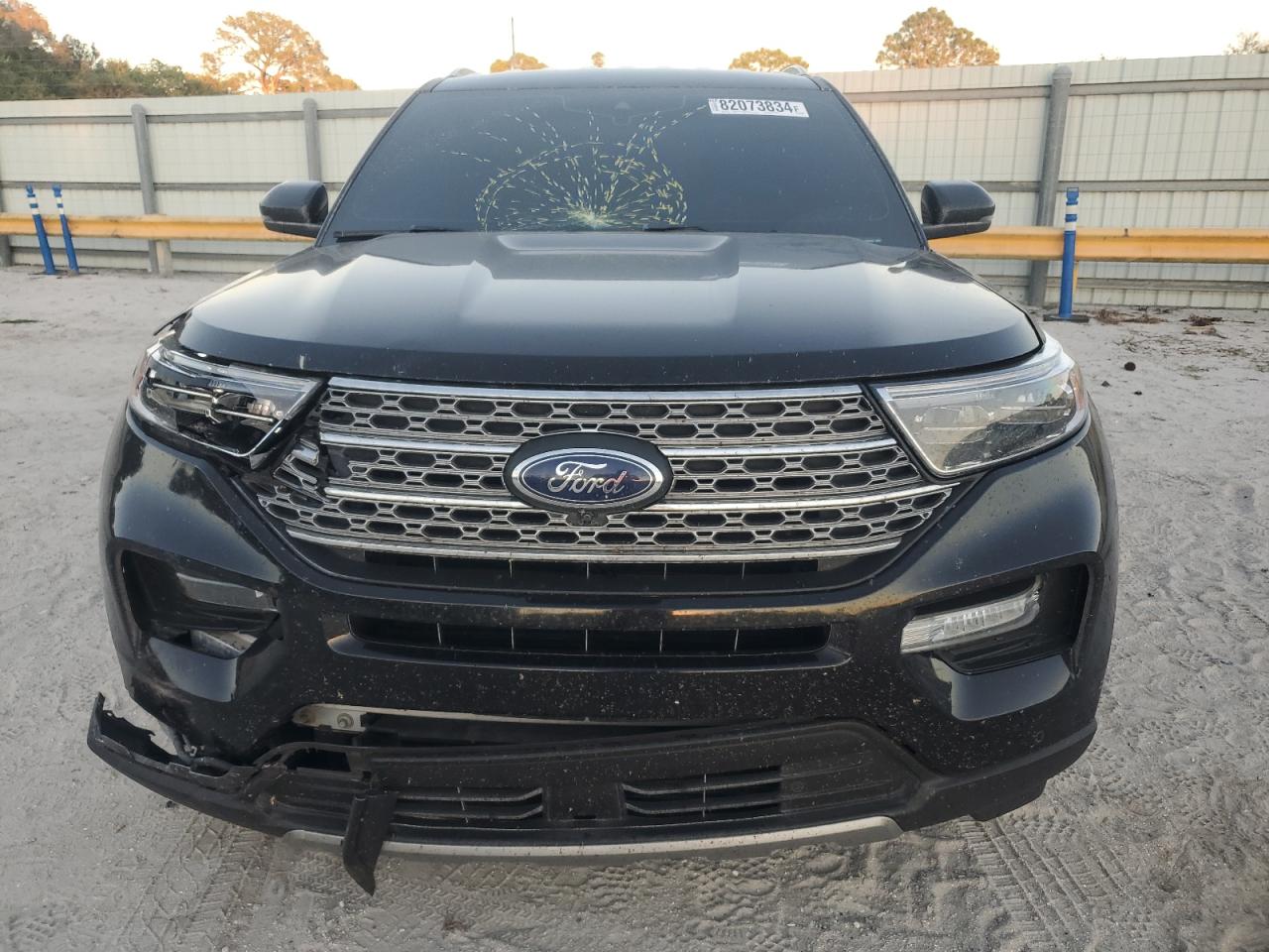 2020 Ford Explorer VIN 1FMSK7FH8LGB65522 Copart auction photo, front end damage thumbnail 5