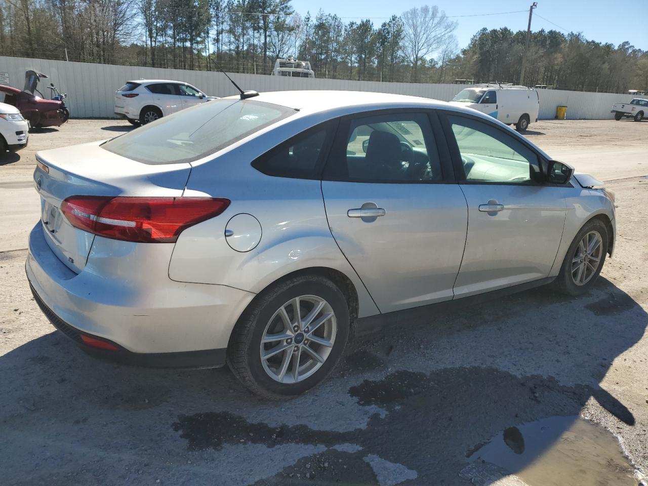 2018 Ford Focus VIN 1FADP3F28JL262281 Copart auction photo, front end damage thumbnail 3