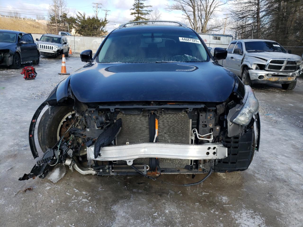 2015 Infiniti QX70 VIN JN8CS1MW7FM480166 Copart auction photo, front end / side damage thumbnail 5