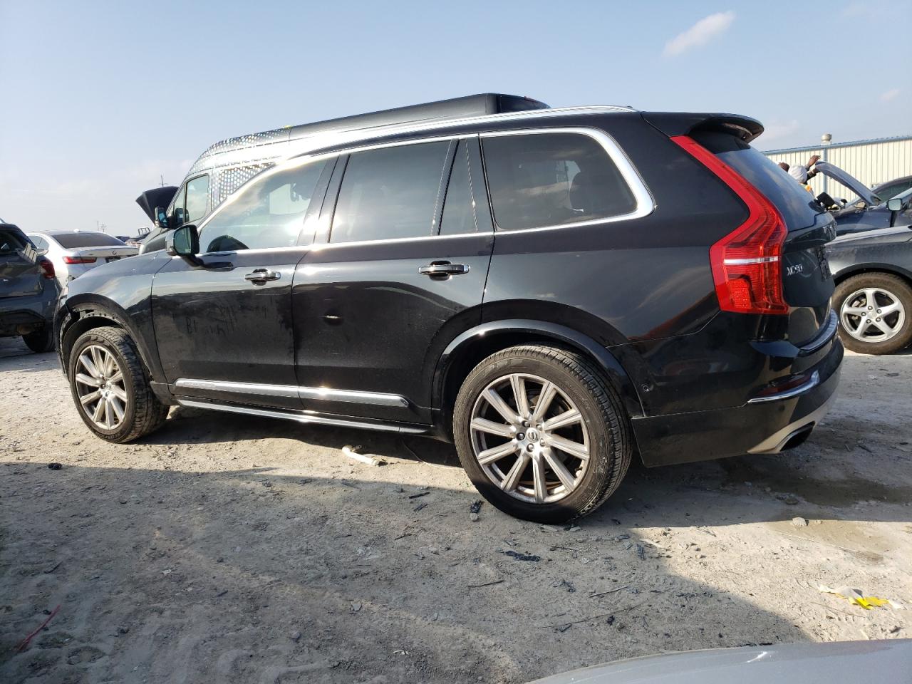 2018 Volvo XC90 VIN YV4A22PL3J1328385 Copart auction photo, side / front end damage thumbnail 2