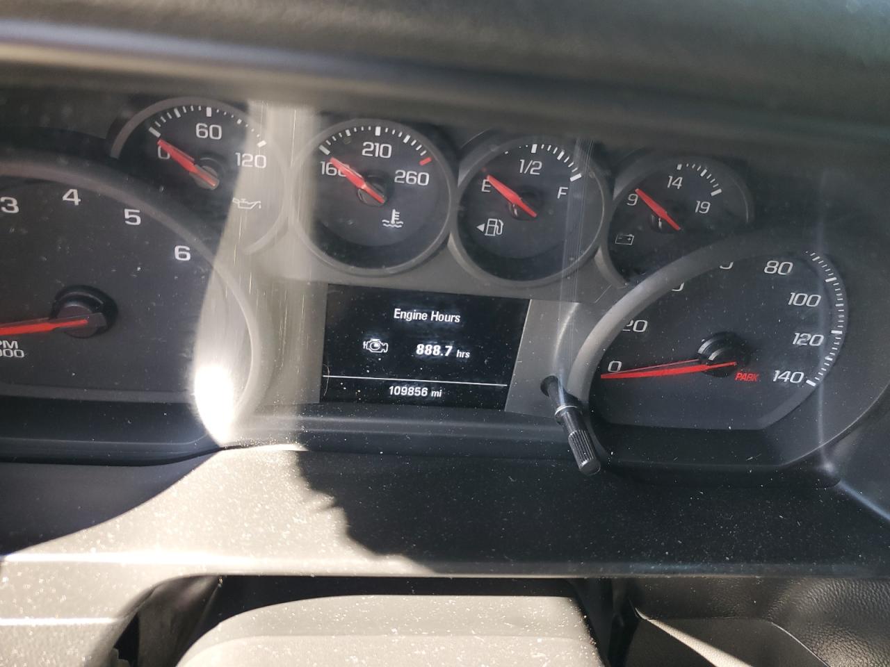 2019 Chevrolet Silverado VIN 1GCUYBEFXKZ272377 Copart auction photo, front end damage thumbnail 9