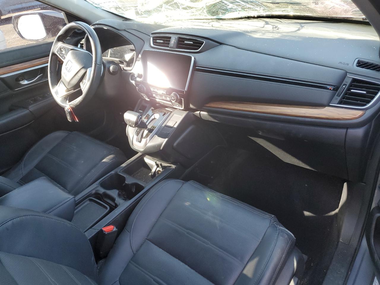 2019 Honda CR-V VIN 7FARW2H81KE047915 Copart auction photo, front end / minor dent/scratches damage thumbnail 8