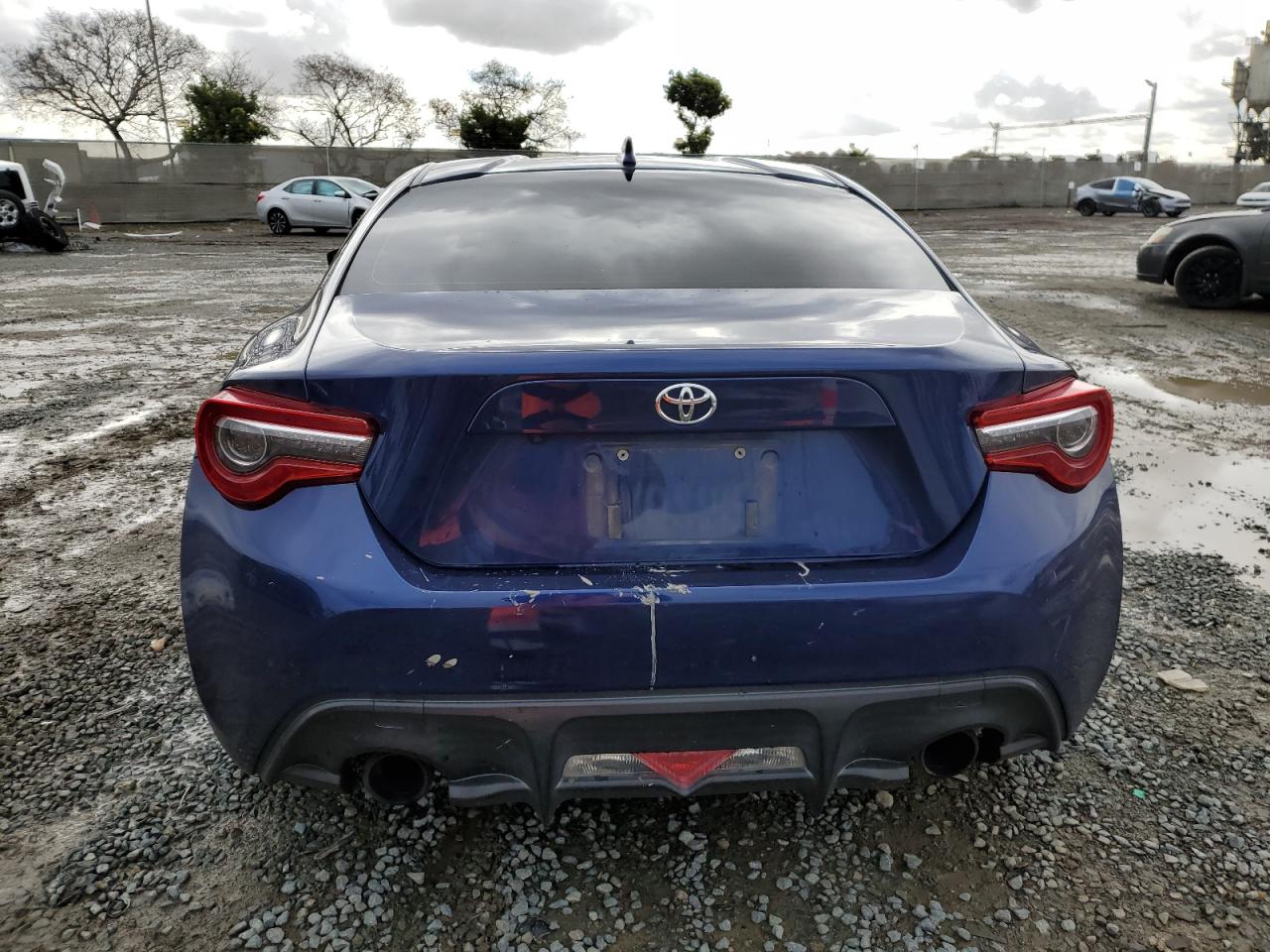 2017 Toyota GT86 VIN JF1ZNAA14H9705399 Copart auction photo, front end damage thumbnail 6