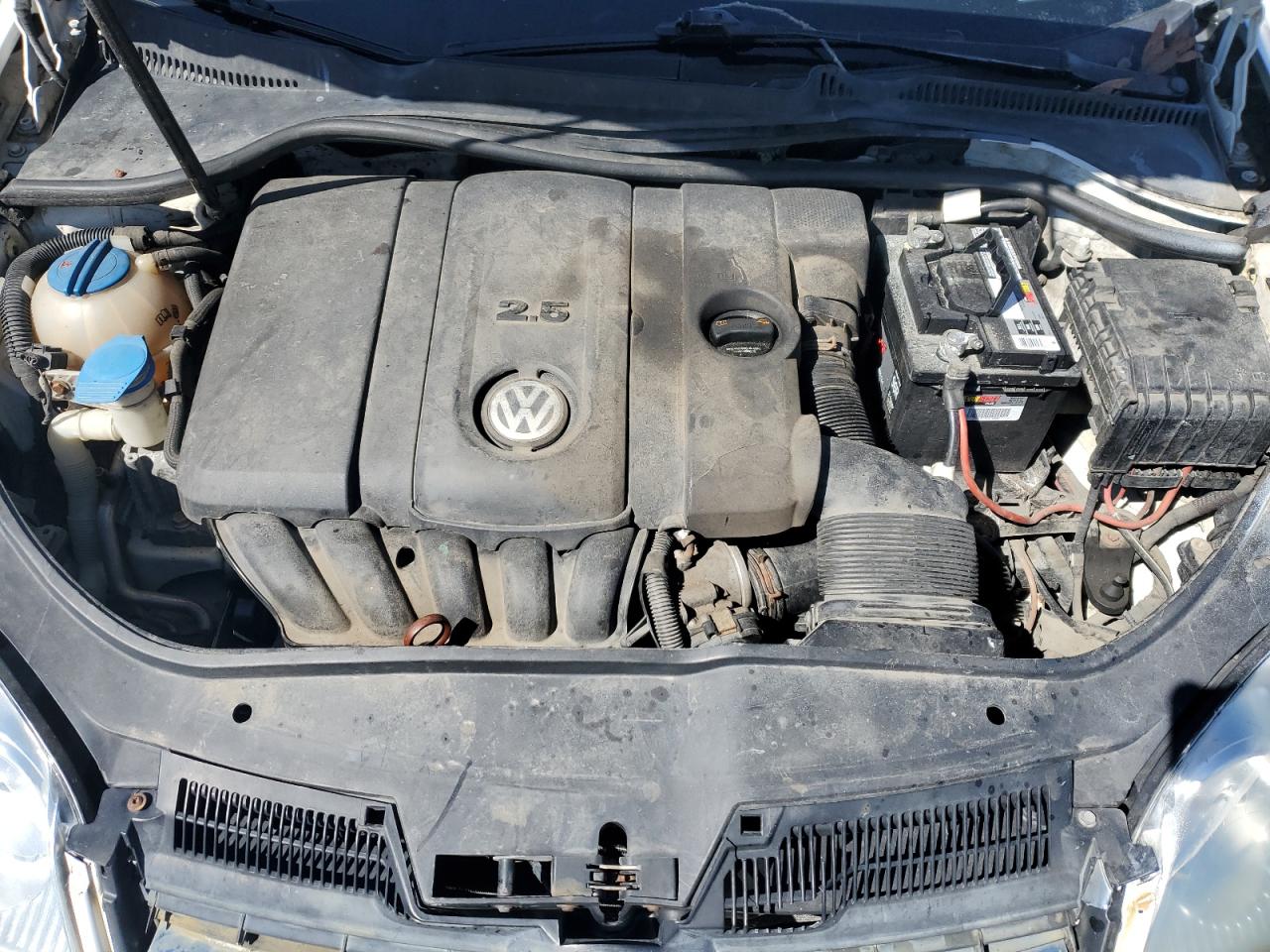 2010 Volkswagen Jetta VIN 3VWAZ7AJ3AM099385 Copart auction photo, front end damage thumbnail 11