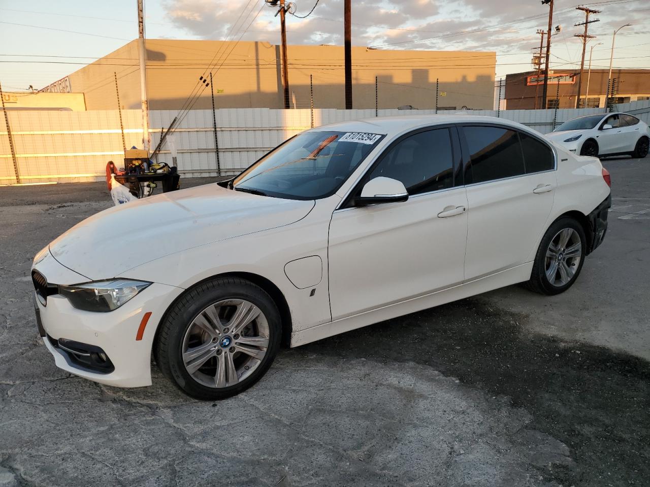 2017 BMW 3er VIN WBA8E1C37HA158998