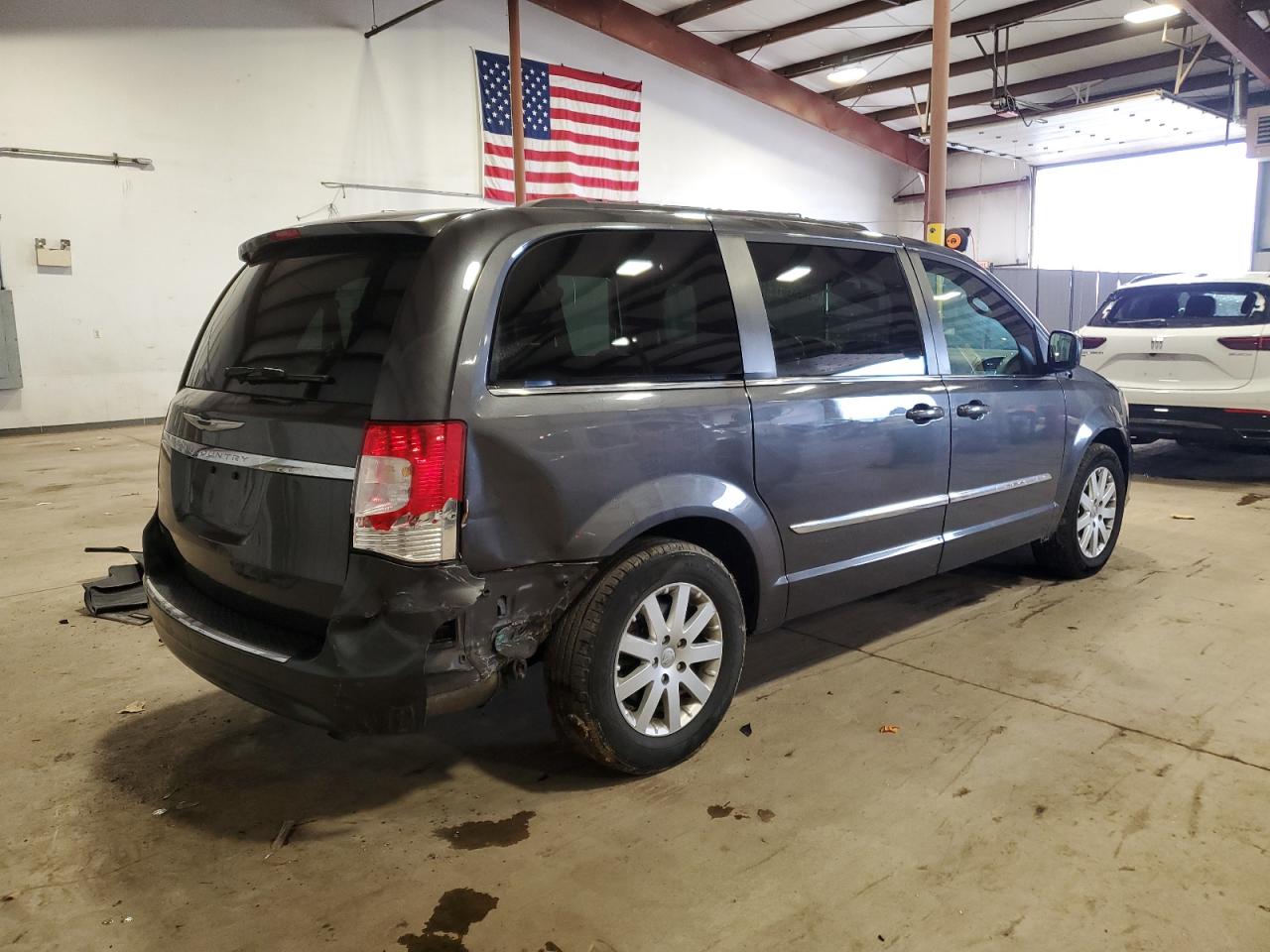 2015 Chrysler Town & Country VIN 2C4RC1BG4FR726280 Copart auction photo, rear end damage thumbnail 3