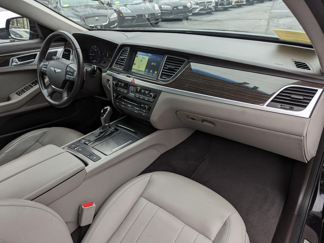 2017 Genesis G80 VIN KMHGN4JEXHU180461 Copart auction photo, normal wear damage thumbnail 10