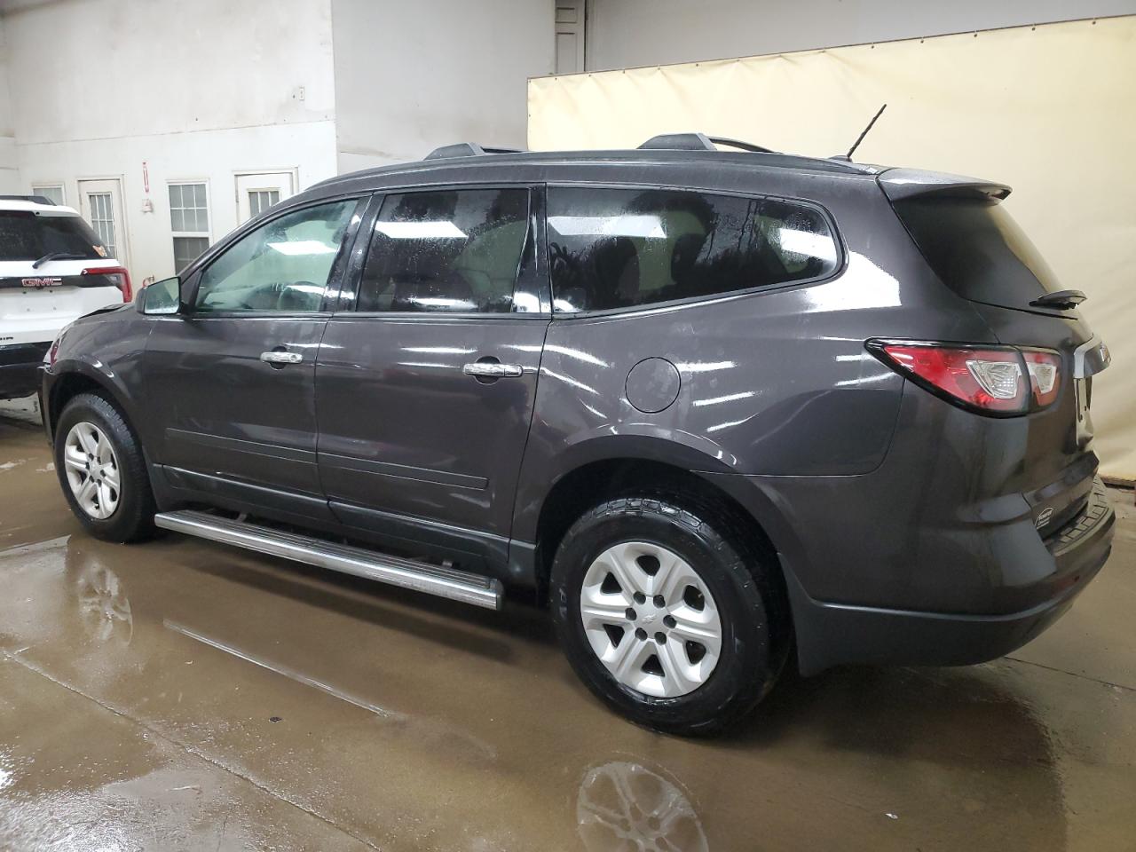 2015 Chevrolet Traverse VIN 1GNKRFED4FJ106183 Copart auction photo, front end / side damage thumbnail 2