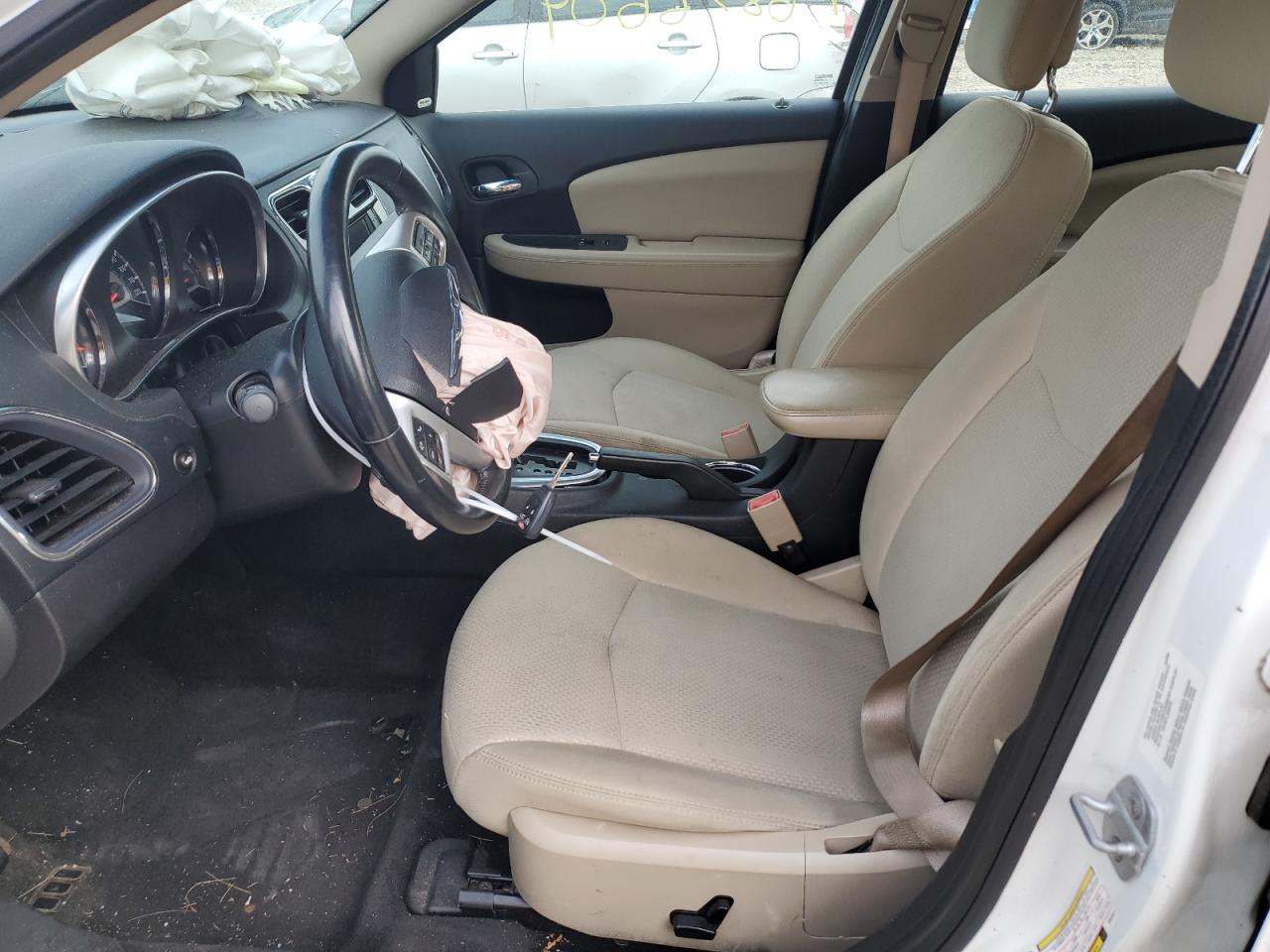 2011 Chrysler 200 VIN 1C3BC2FG2BN549211 Copart auction photo, front end damage thumbnail 7