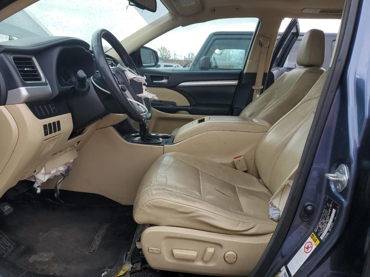 2015 Toyota Highlander VIN 5TDJKRFH4FS128148 Copart auction photo, front end damage thumbnail 7