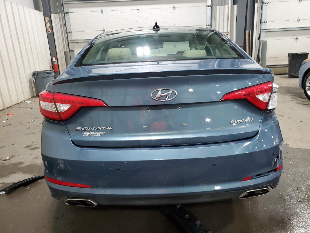 2015 Hyundai Sonata VIN 5NPE34AF0FH160978 Copart auction photo, front end / rear end damage thumbnail 6