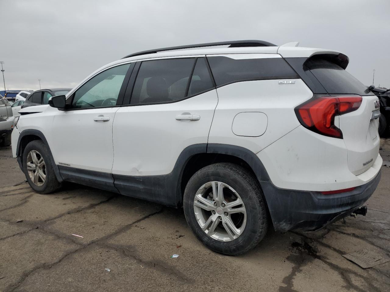 2018 GMC Terrain VIN 3GKALMEV9JL373022 Copart auction photo, front end / side damage thumbnail 2