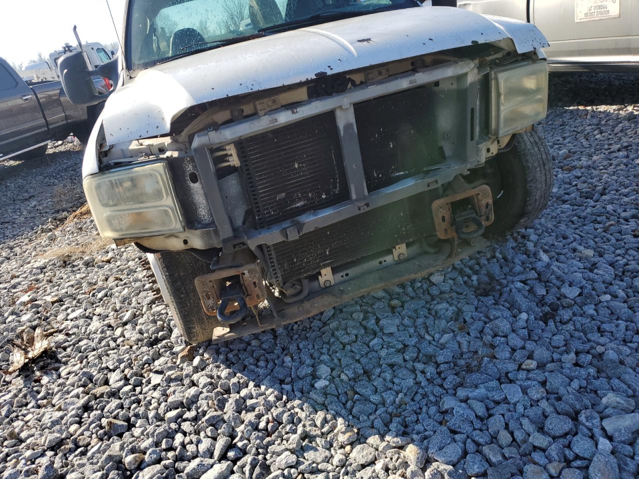 2007 Ford F350 VIN 1FDWW36P77EA14629 Copart auction photo, front end damage thumbnail 9