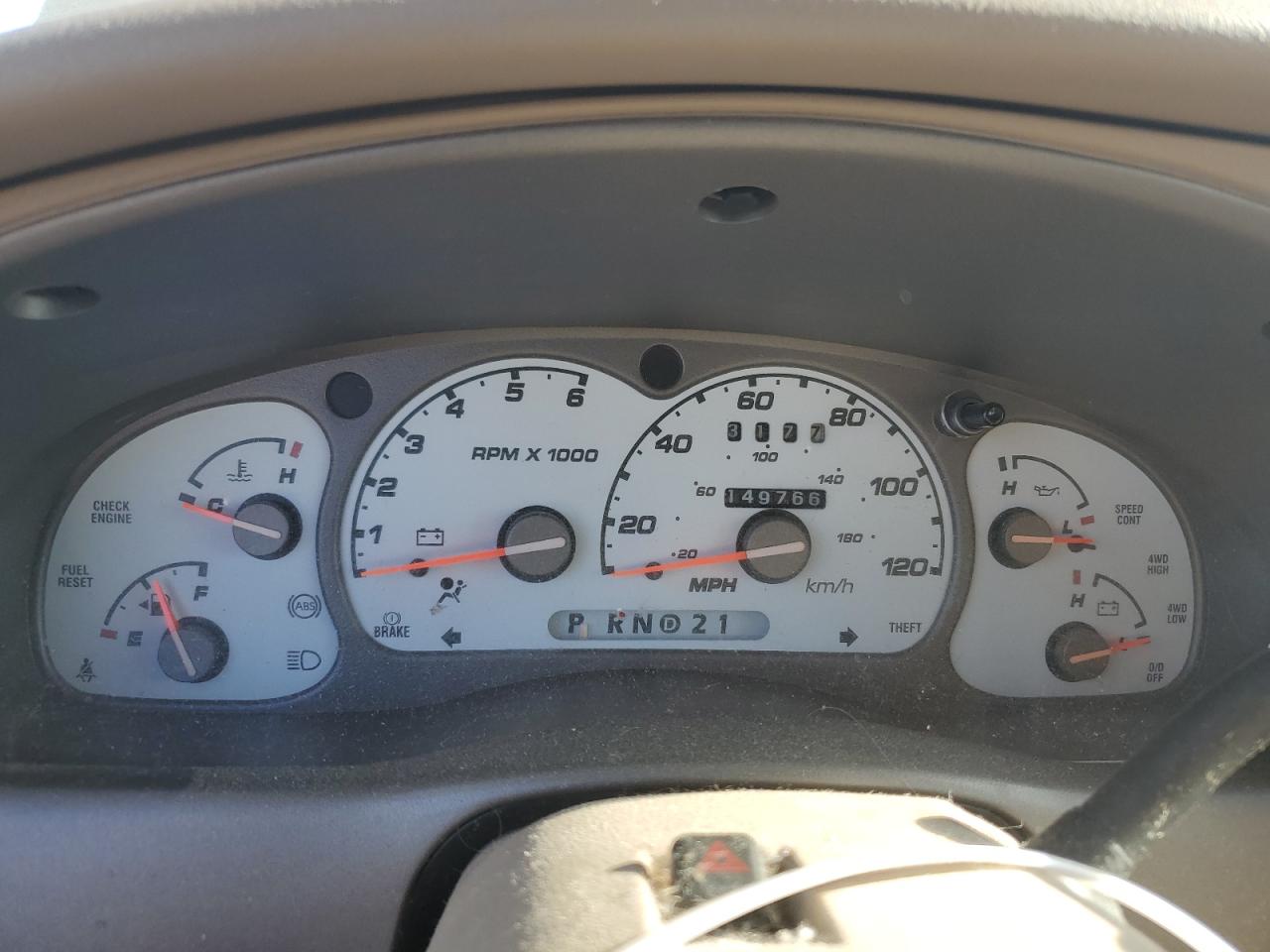 2001 Ford Explorer VIN 1FMCU70E91UA07153 Copart auction photo, front end damage thumbnail 9