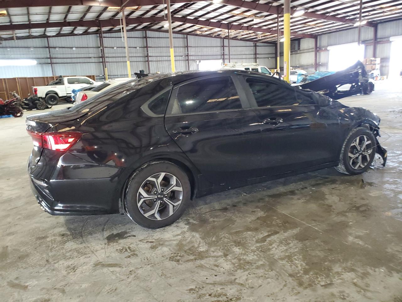 2019 KIA Forte VIN 3KPF24AD6KE031695 Copart auction photo, all over damage thumbnail 3