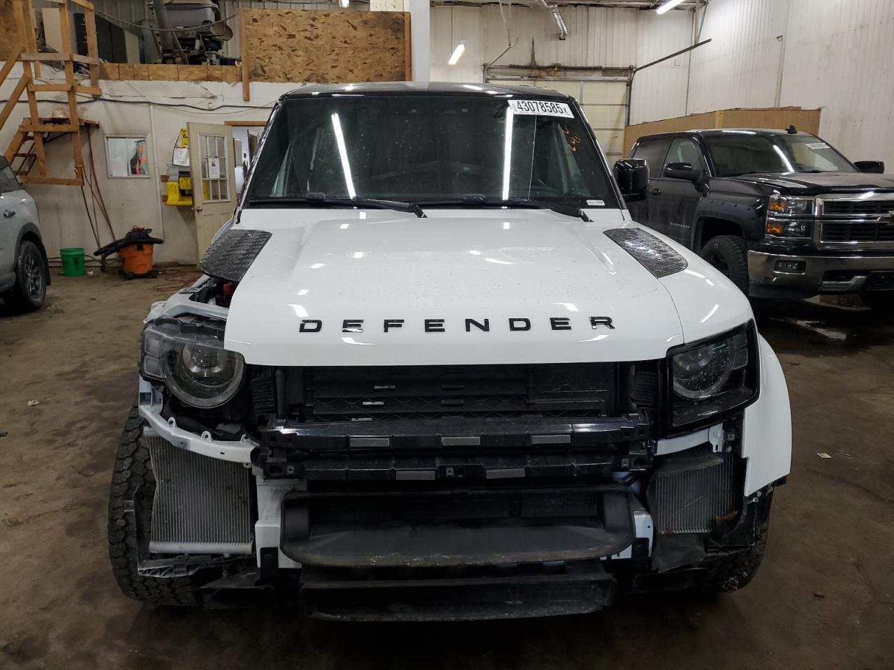 2024 Land Rover Defender VIN SALE27EU1R2245291 Copart auction photo, all over damage thumbnail 5