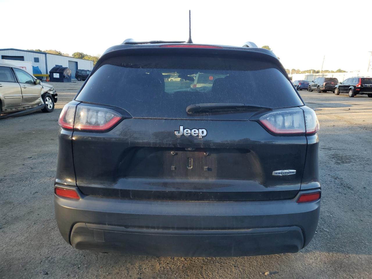 2019 Jeep Grand Cherokee VIN 1C4PJLCB5KD203696 Copart auction photo, front end / minor dent/scratches damage thumbnail 6