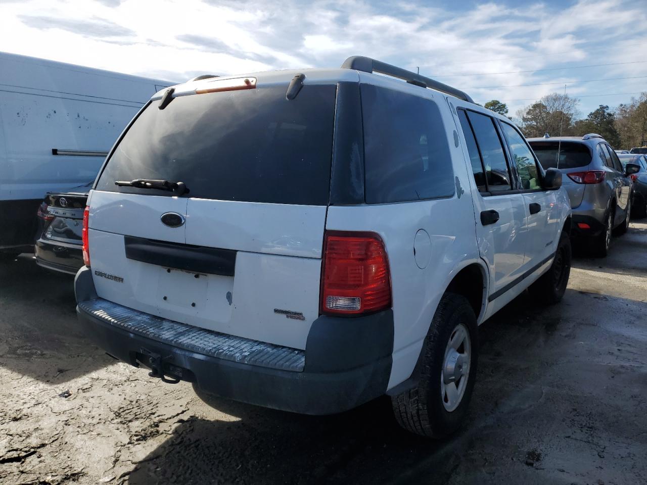 2005 Ford Explorer VIN 1FMZU72E35UA62548 Copart auction photo, mechanical damage thumbnail 3