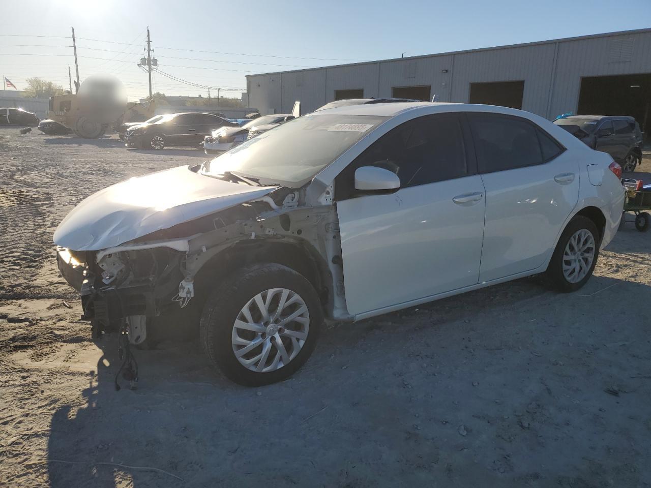 2017 Toyota Corolla VIN 5YFBURHE3HP615077
