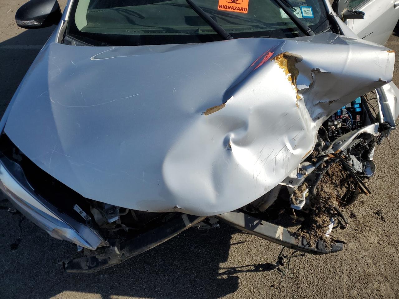 2015 Toyota Corolla VIN 2T1BURHE8FC478697 Copart auction photo, front end / rear end damage thumbnail 11