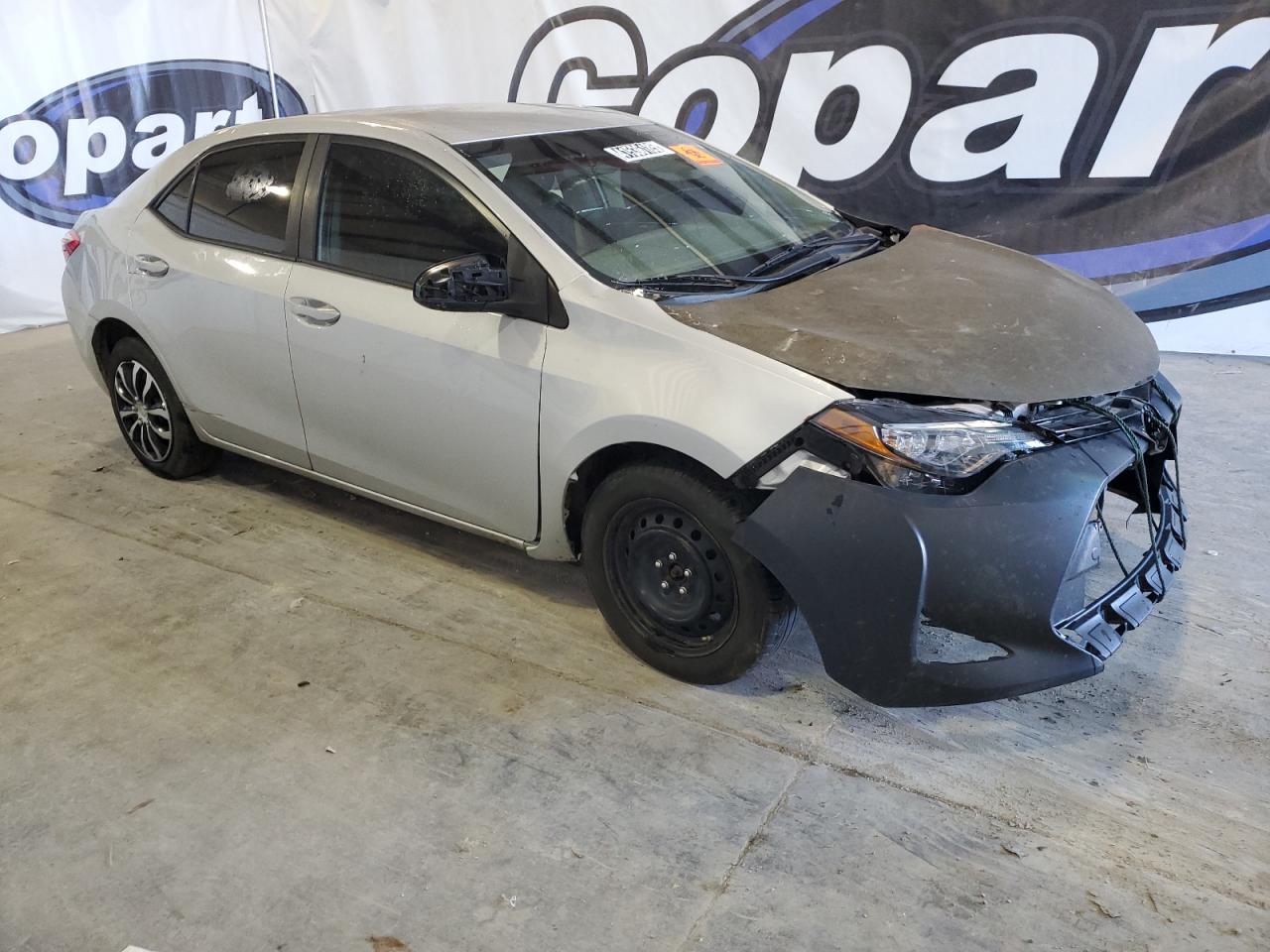 2018 Toyota Corolla VIN 2T1BURHE6JC054153 Copart auction photo, front end / rear end damage thumbnail 4