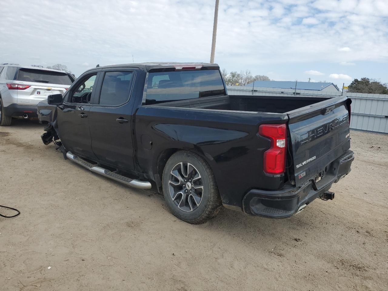 2022 Chevrolet Silverado VIN 2GCUDEED2N1518900 Copart auction photo, all over damage thumbnail 2