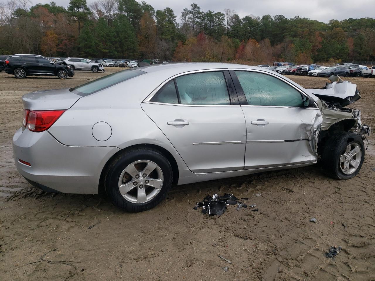 2013 Chevrolet Malibu VIN 1G11B5SA4DF297724 Copart auction photo, front end / side damage thumbnail 3