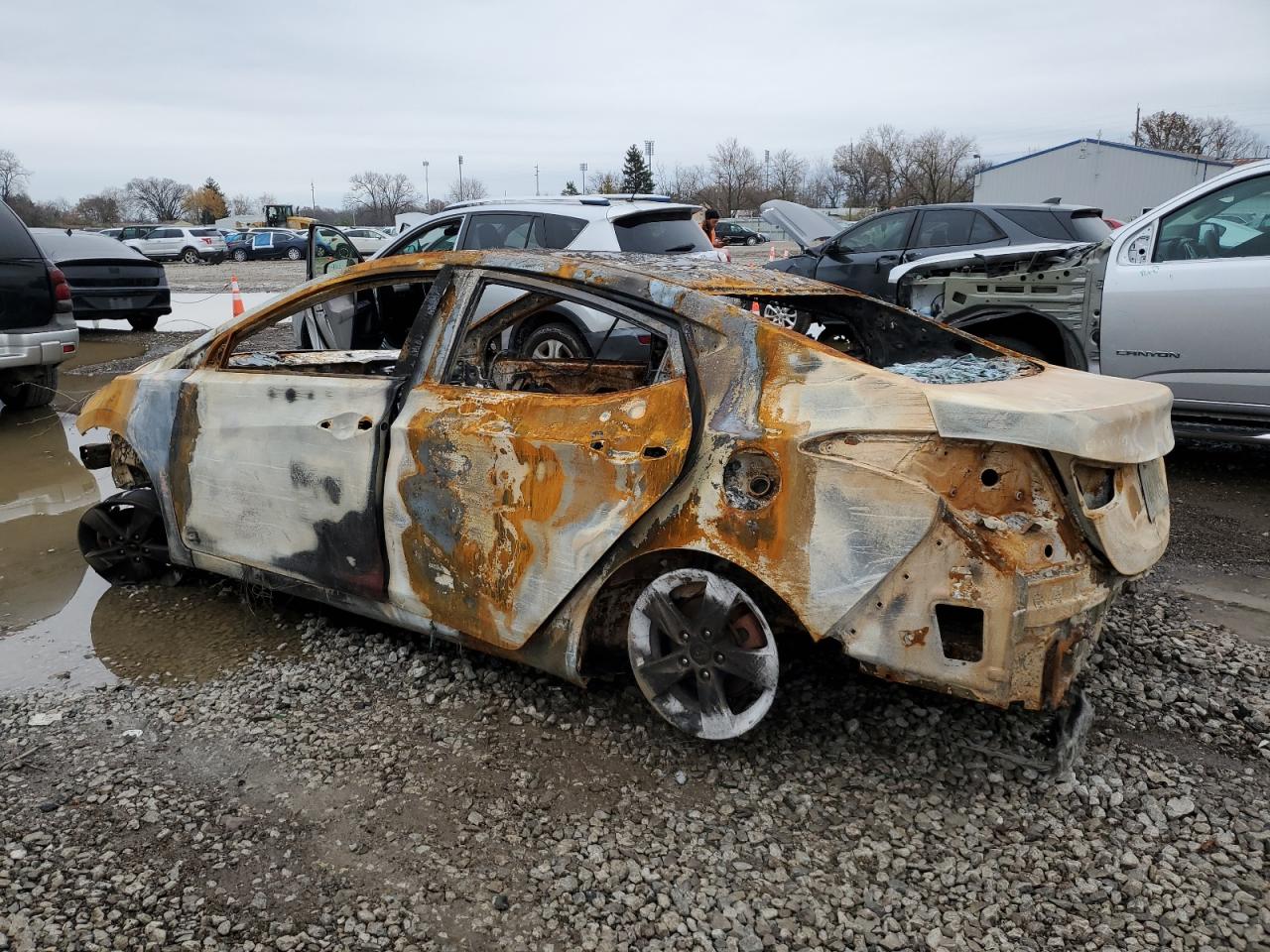 2013 Hyundai Elantra VIN KMHDH4AE8DU864512 Copart auction photo, burn damage thumbnail 2