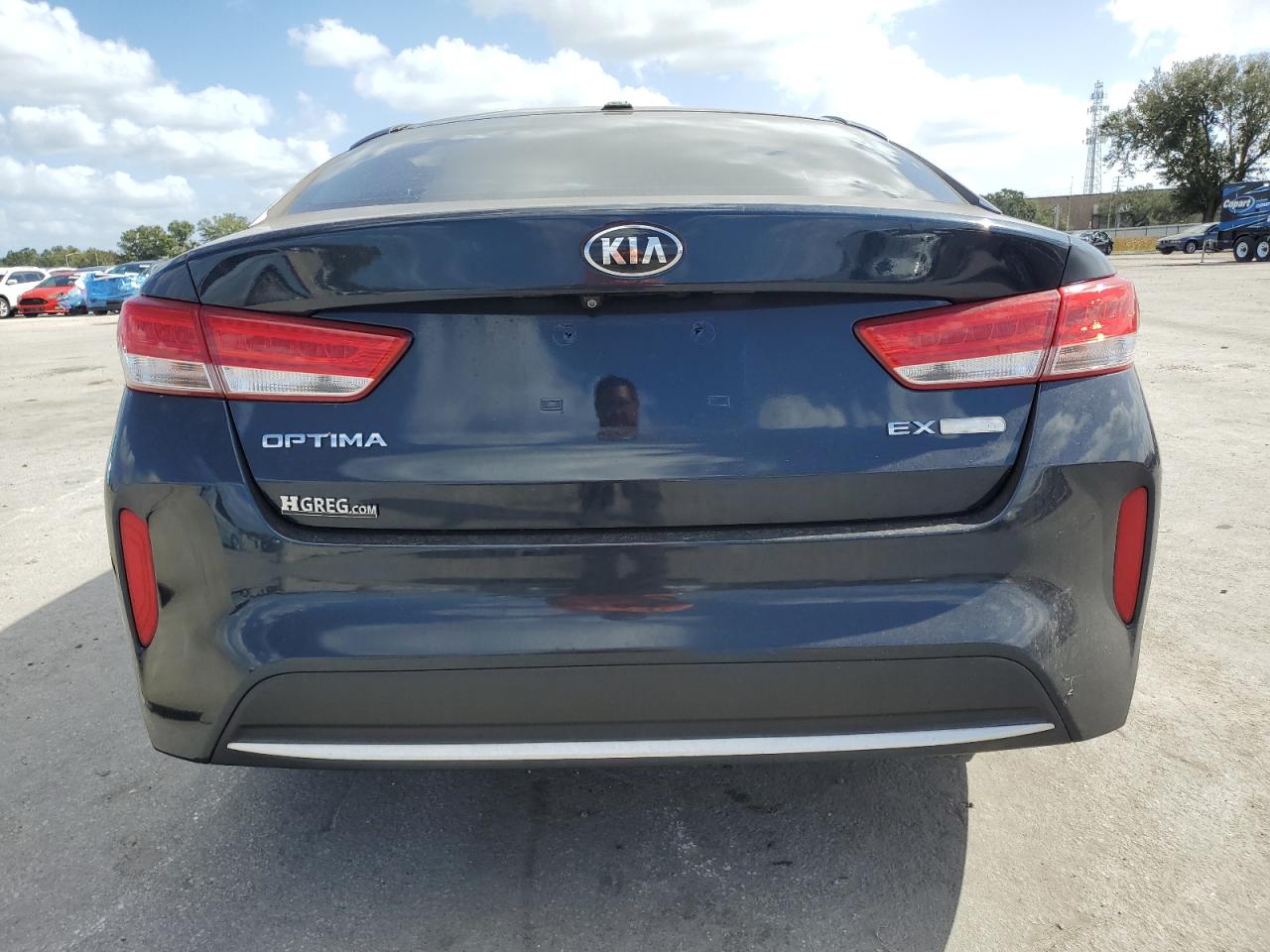 2017 KIA Optima VIN KNAGU4LE7H5009677 Copart auction photo, front end / side damage thumbnail 6