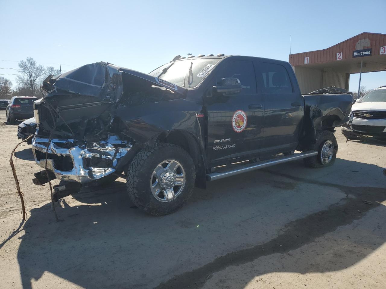 2021 RAM 2500 VIN 3C6UR5CJ4MG671740 - Copart auction photo