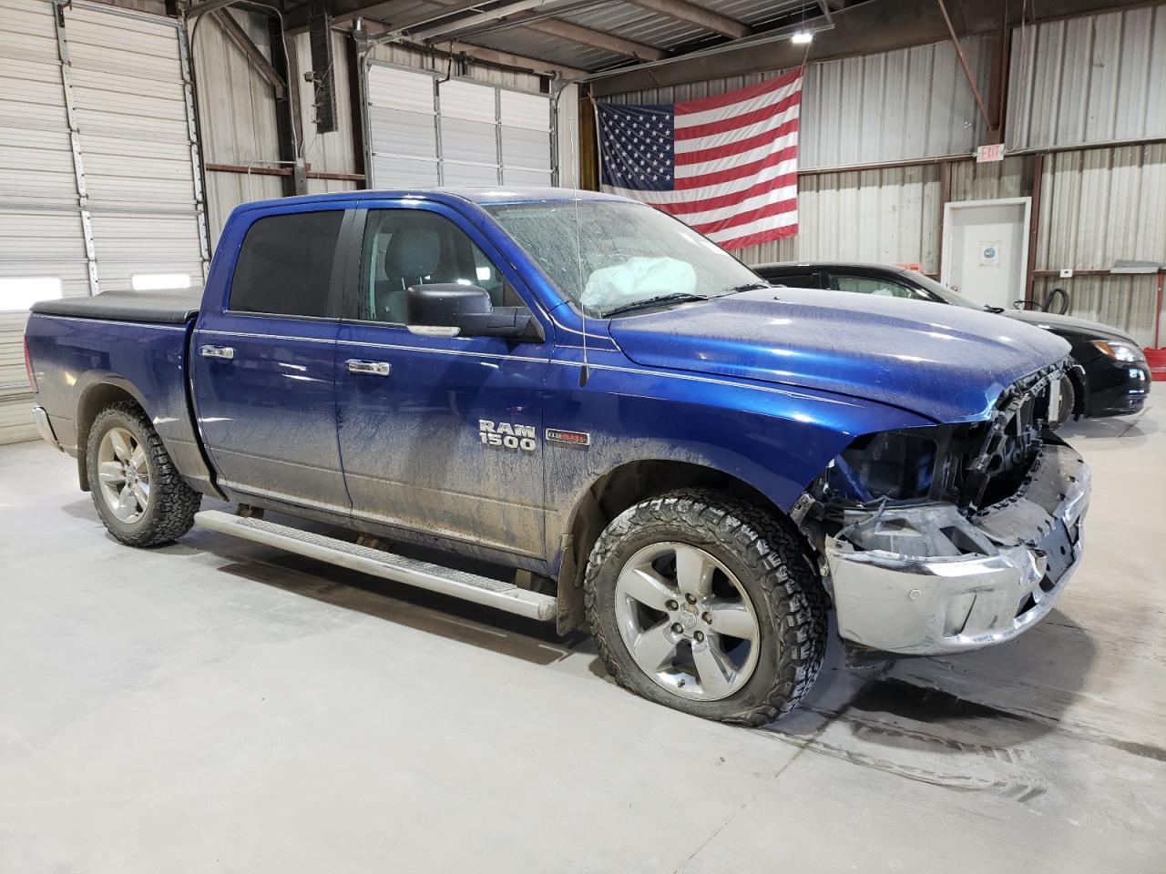 2016 RAM 1500 VIN 1C6RR7LM2GS114639 Copart auction photo, front end / minor dent/scratches damage thumbnail 4