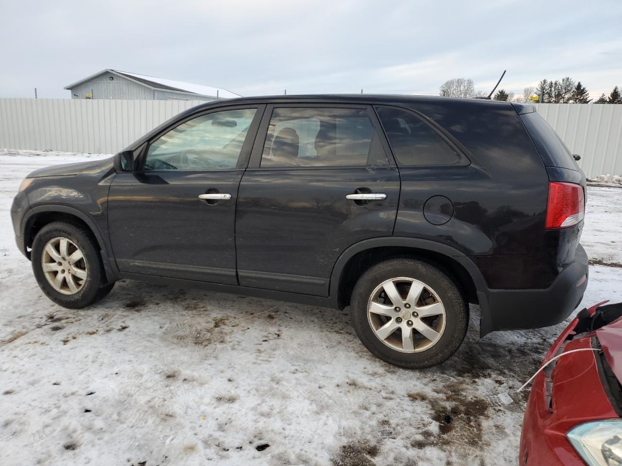 2011 KIA Sorento VIN 5XYKT3A15BG145377 Copart auction photo, front end damage thumbnail 2