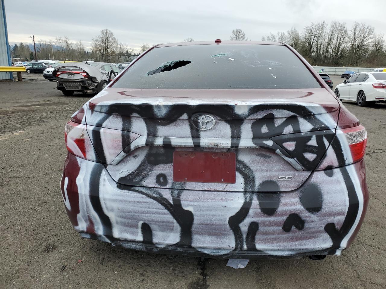 2016 Toyota Camry VIN 4T1BF1FKXGU557969 Copart auction photo, vandalism / front end damage thumbnail 6
