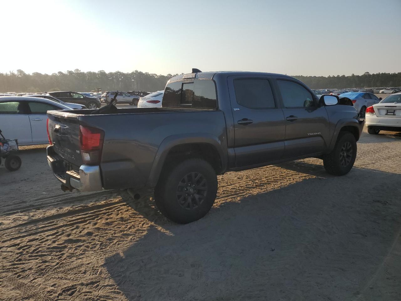 2021 Toyota Tacoma VIN 3TYAZ5CN3MT011452 Copart auction photo, front end damage thumbnail 3