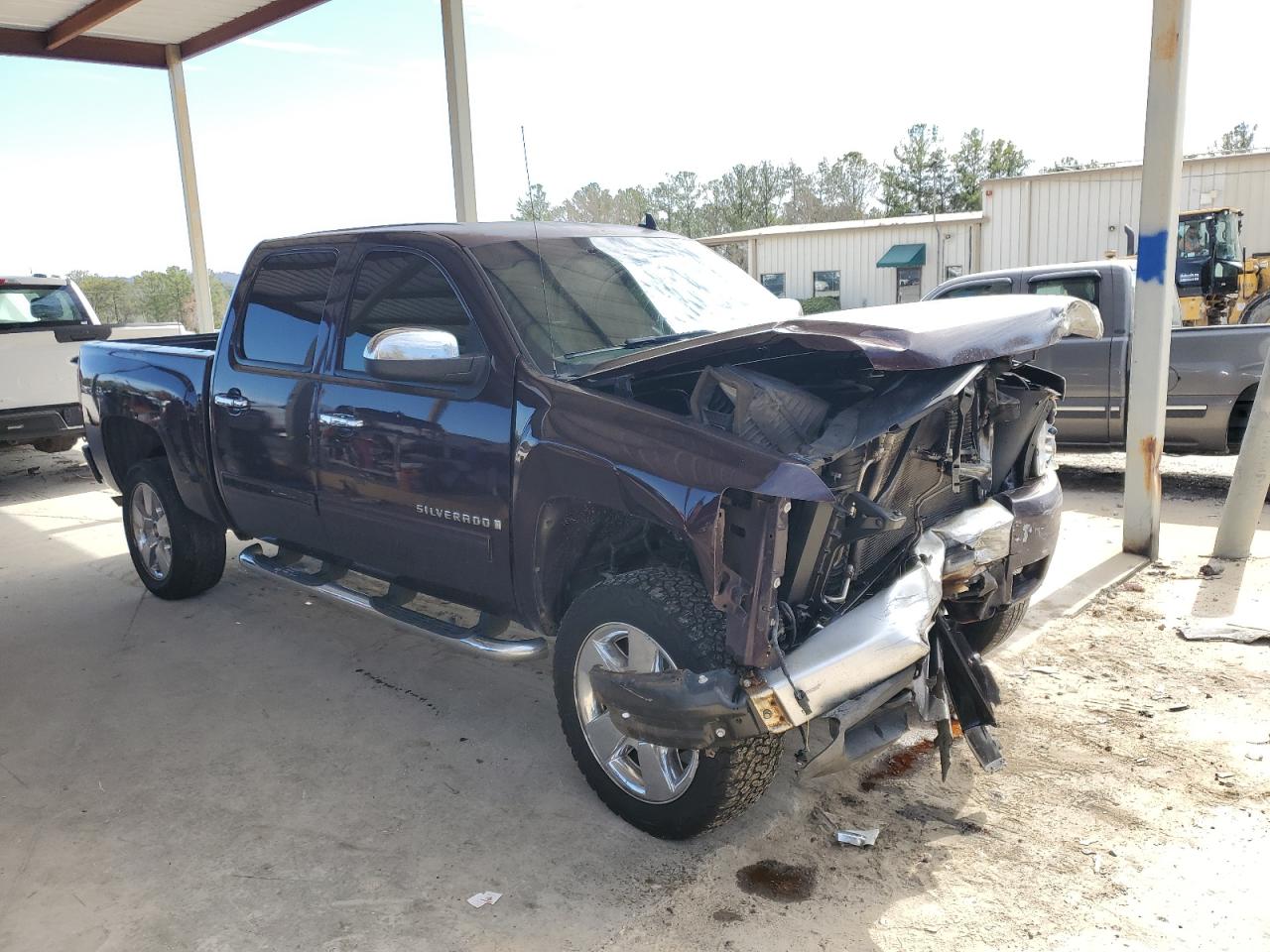 2009 Chevrolet Silverado VIN 2GCEC330691105735 Copart auction photo, front end damage thumbnail 4