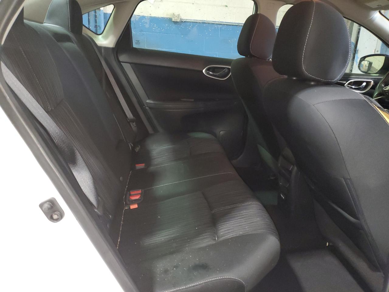 2018 Nissan Sentra VIN 3N1AB7AP1JL635545 Copart auction photo, side / front end damage thumbnail 10
