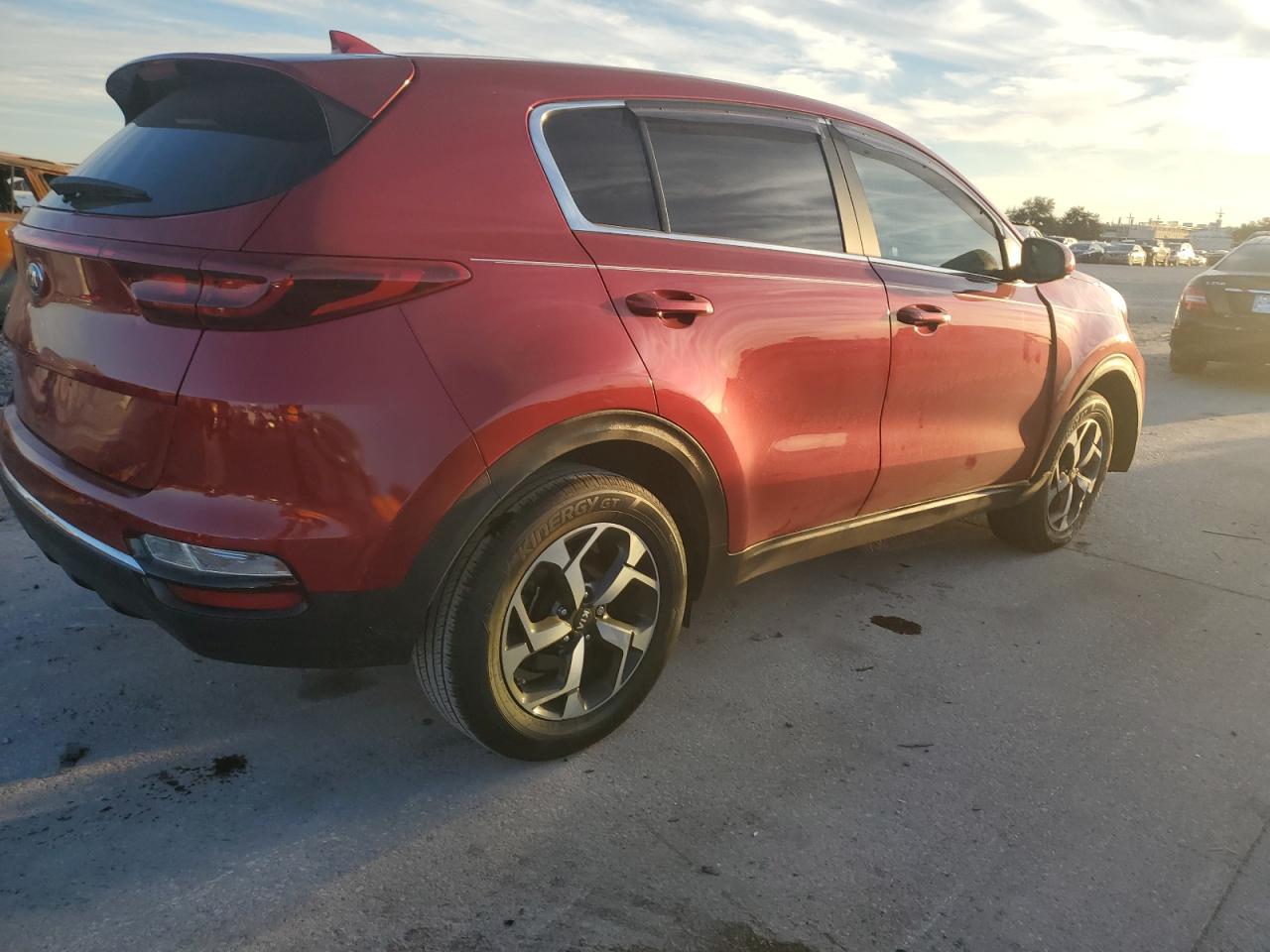 2021 KIA Sportage VIN KNDPM3AC5M7945116 Copart auction photo, undercarriage damage thumbnail 3