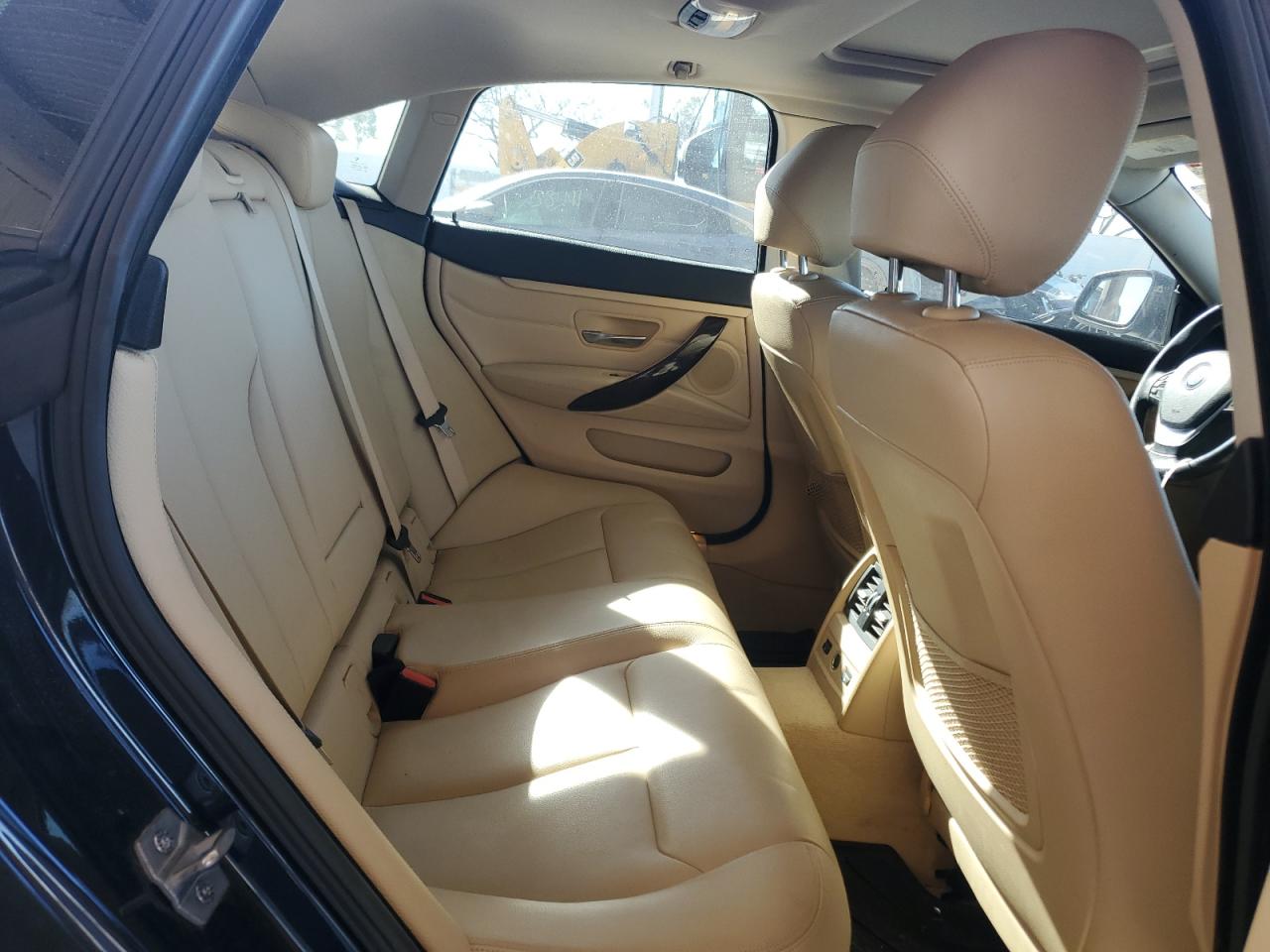 2015 BMW 4er VIN WBA4C9C54FD330243 Copart auction photo, water/flood damage thumbnail 10