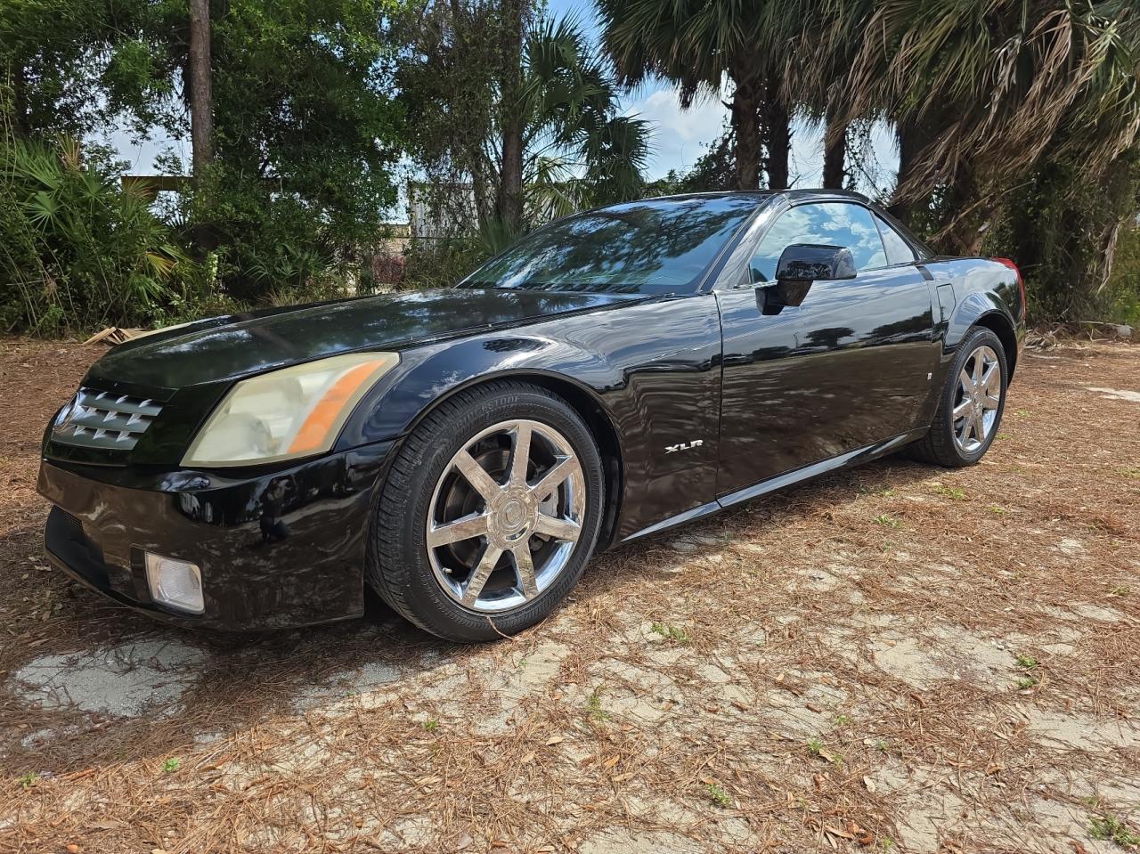2008 Cadillac XLR VIN 1G6YV36A885600899 Copart auction photo, minor dent/scratches / normal wear damage thumbnail 2