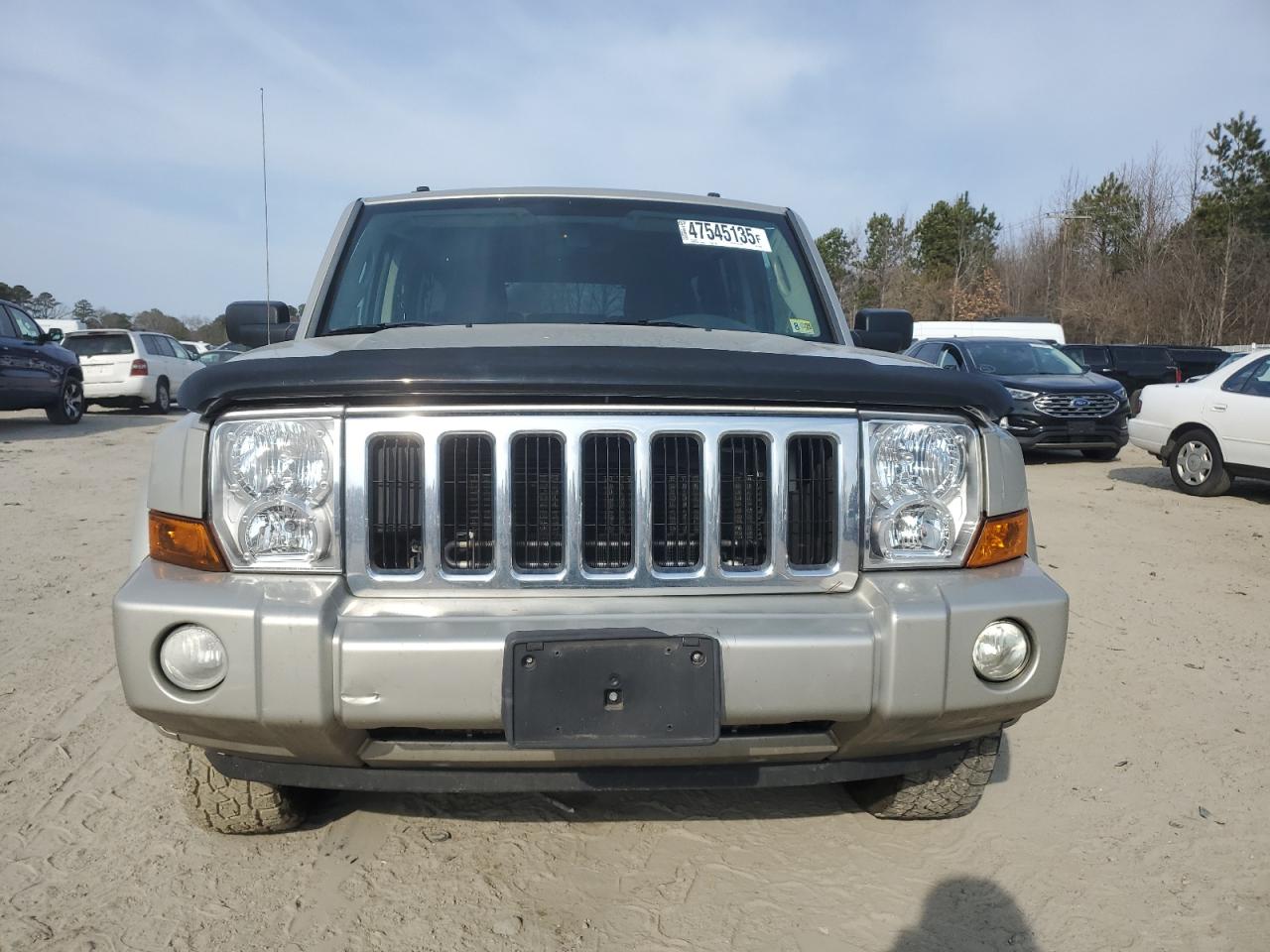 2009 Jeep Commander VIN 1J8HG48K69C511244 Copart auction photo, rear end / minor dent/scratches damage thumbnail 5