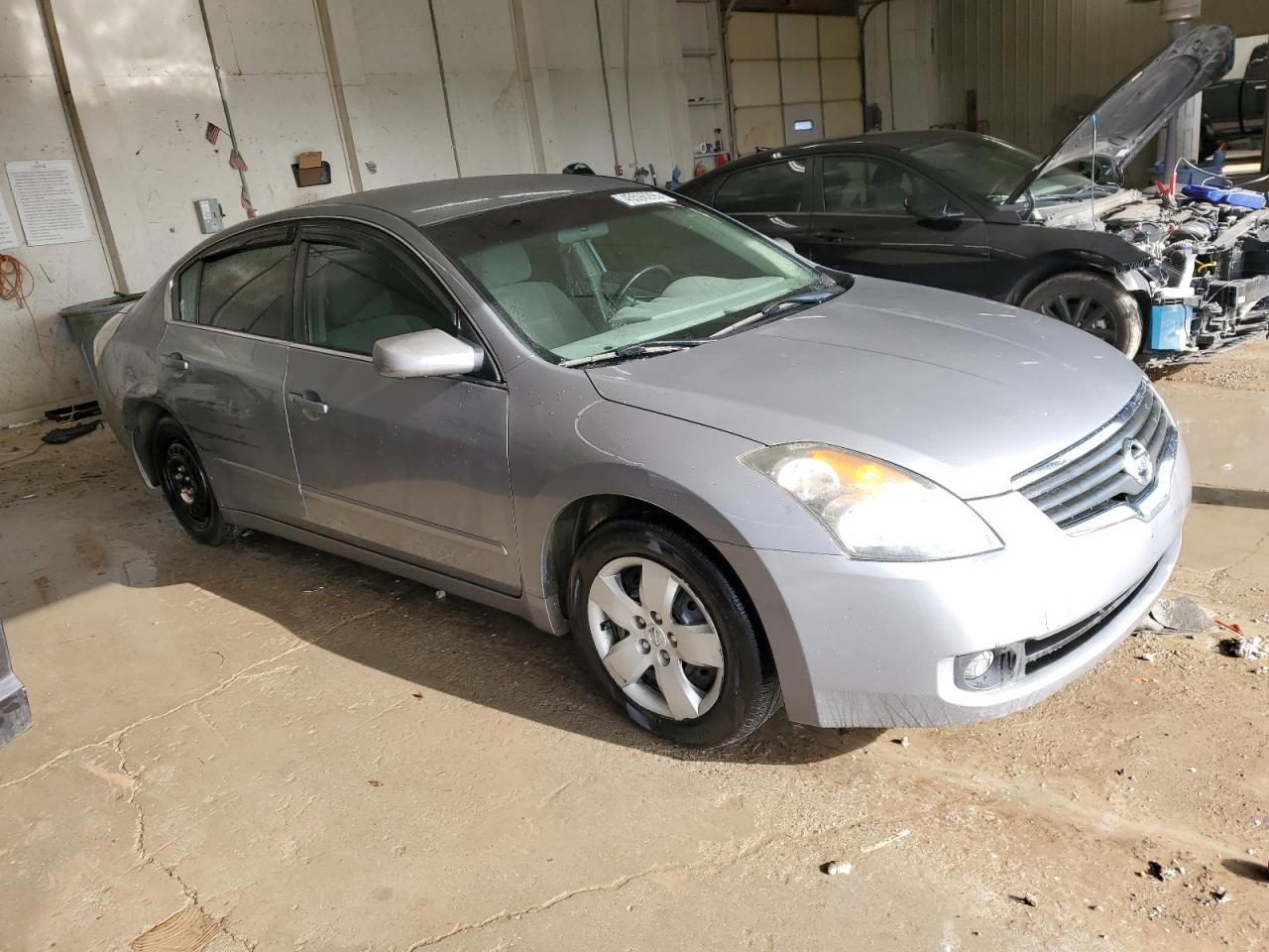 2007 Nissan Altima VIN 1N4AL21E87N438222 Copart auction photo, side / minor dent/scratches damage thumbnail 4