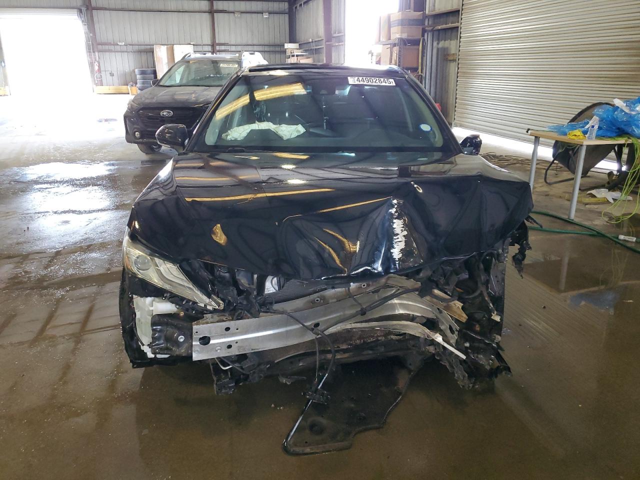 2018 Toyota Camry VIN 4T1BZ1HK2JU013185 Copart auction photo, front end / rear end damage thumbnail 5